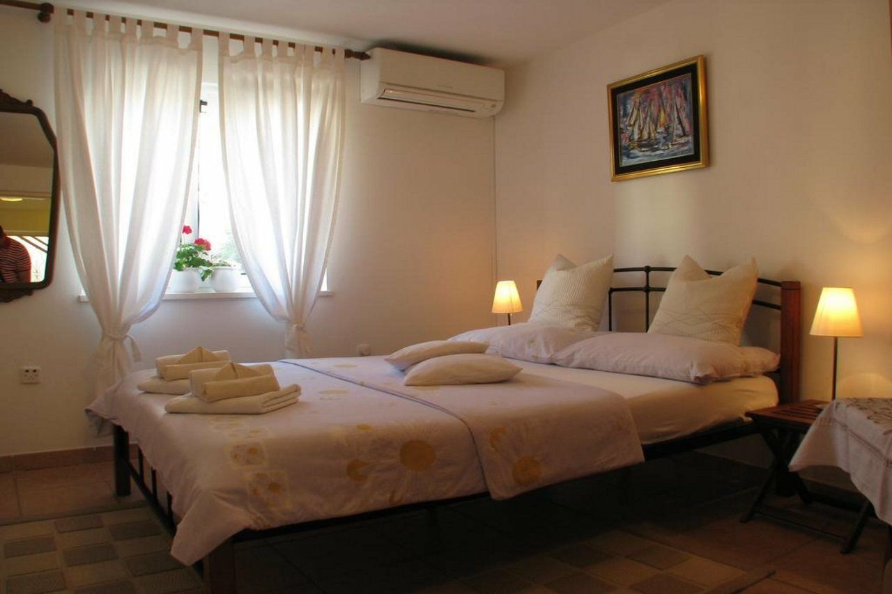 Split Center Suites Экстерьер фото