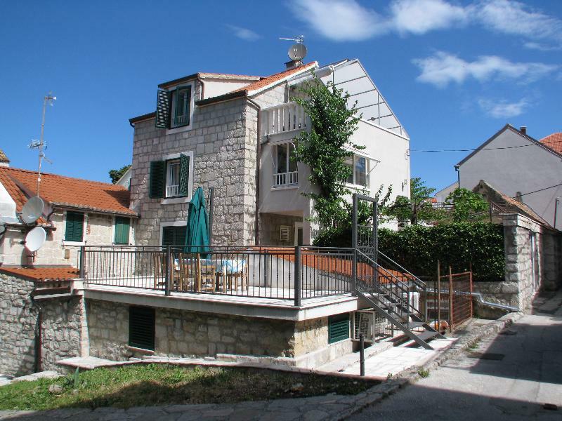 Split Center Suites Экстерьер фото